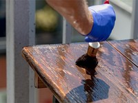 7 razones por las que se deben barnizar los muebles de madera