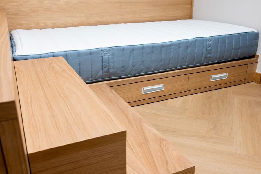 Fabricación de dormitorios juveniles a medida en Pontevedra